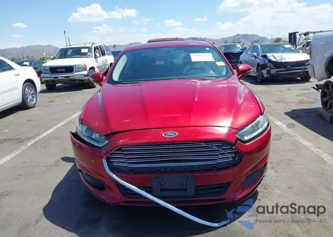 2016 Ford Fusion Se z USA, uszkodzony, nr VIN 3FA6P0H76GR246929